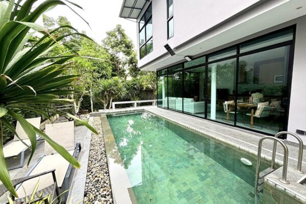 Modern Luxury 3 Bedroom House for Rent in Cherngtalay 20